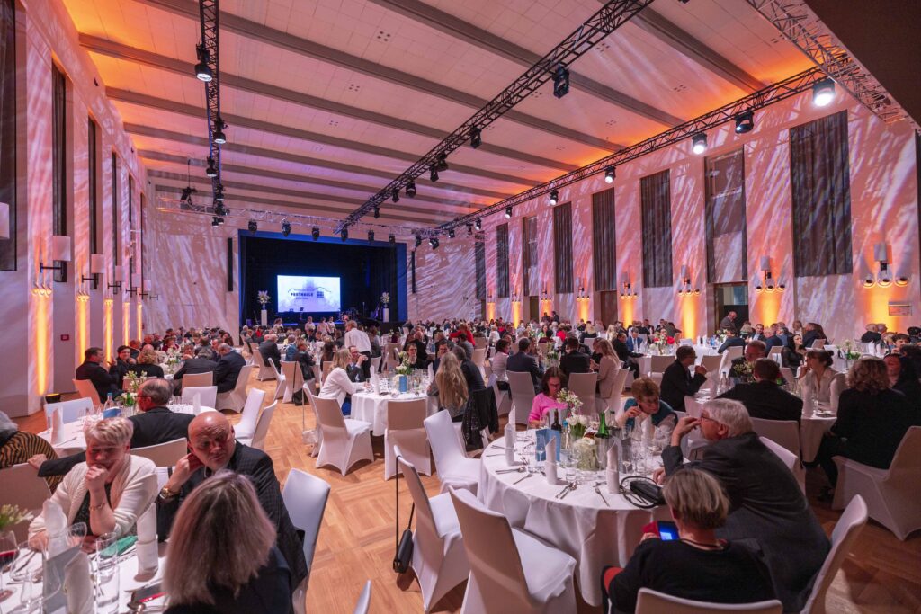 Das Haus 6 Eröffnungsveranstaltung Festhalle Ilmenau